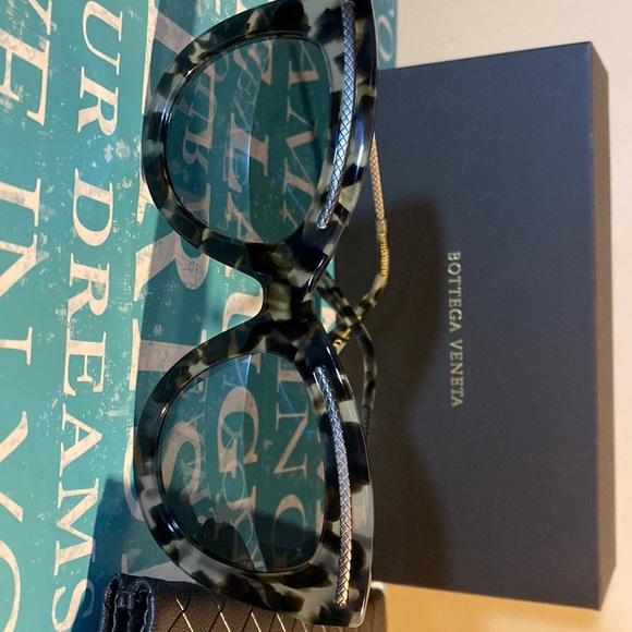 Gently Used Bottega Sunglasses
